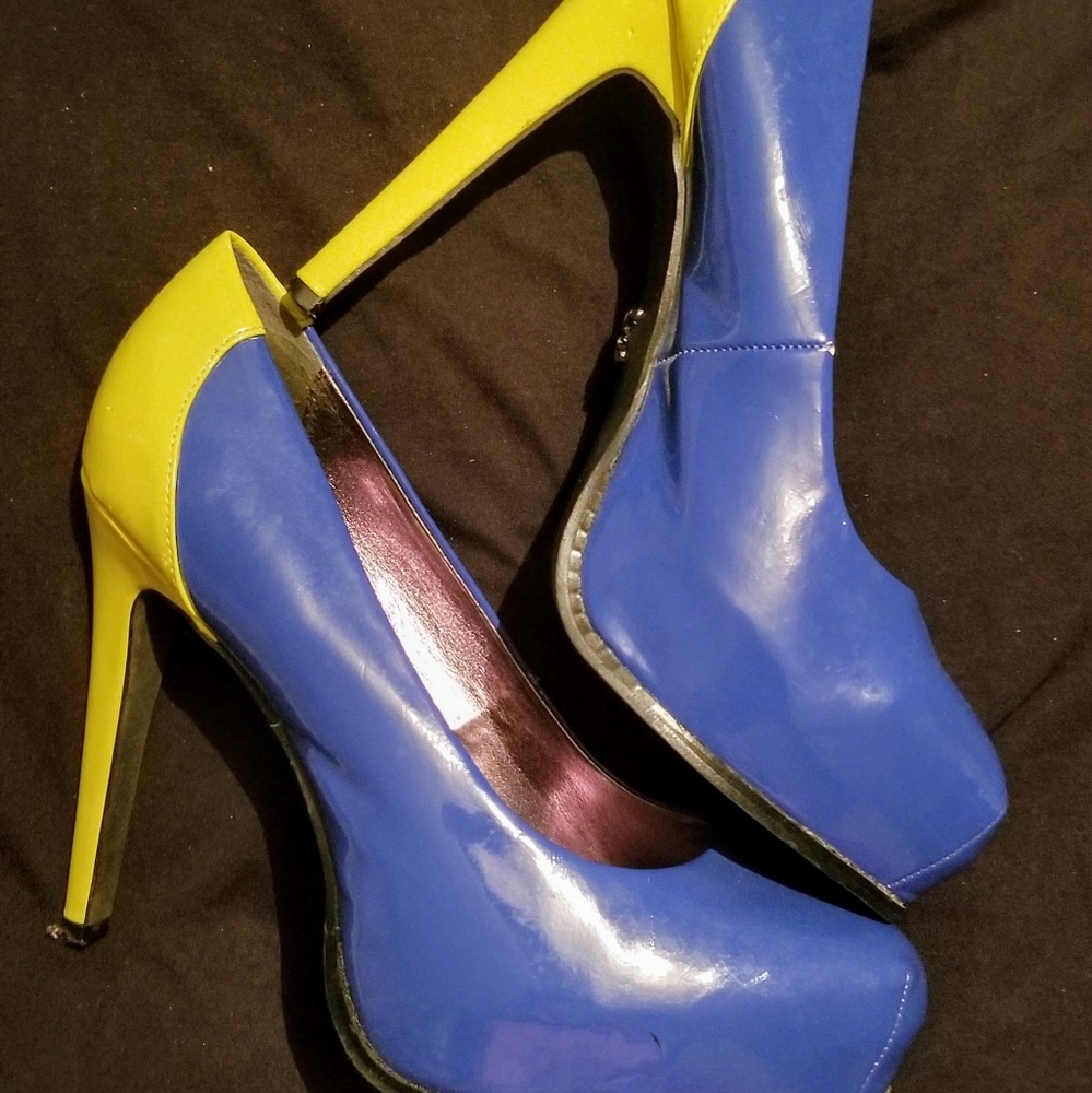Women's pump heel Vera Wang sz 8